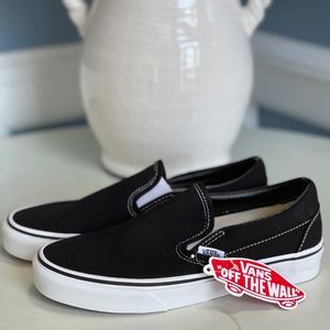 Vans Slip-Ons in Black